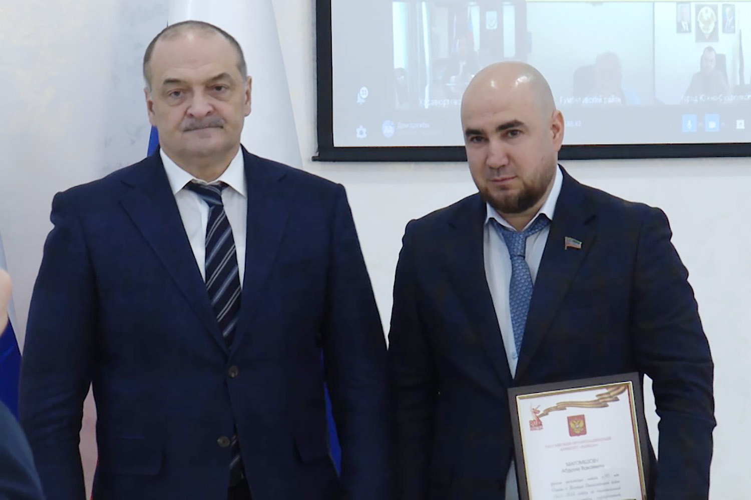 Участник программы «Доблесть гор», председатель комитета Народного Собрания РД по делам ветеранов и участников специальной военной операции Абдулла Магомедов удостоен памятной медали «80 лет Победы в Великой Отечественной войне 1941-1945 годов».